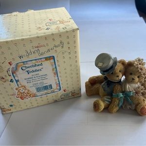 CHERISHED TEDDIES COLLECTIBLE